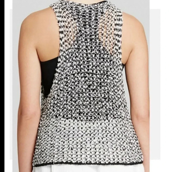 EILEEN FISHER Size XS Tufted Cotton Twist Black White Jewel Neck Crop Shell - Picture 8 of 8